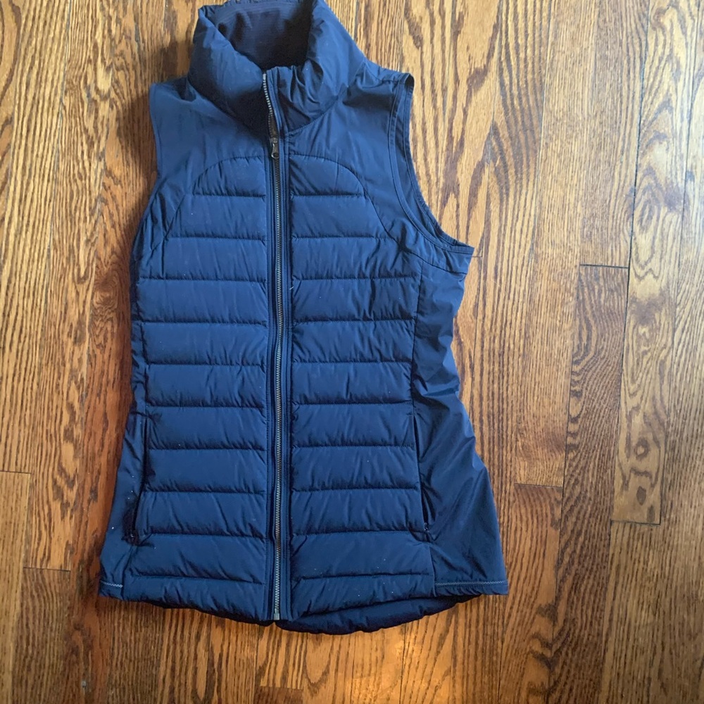 Lulu lemon vest. Size 4. Like new